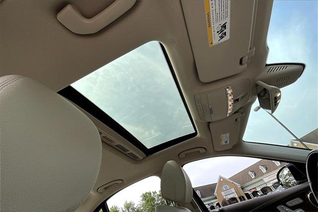 Photo of 2019 Blue Mercedes-Benz E-Class