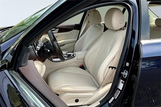 Photo of 2019 Blue Mercedes-Benz E-Class