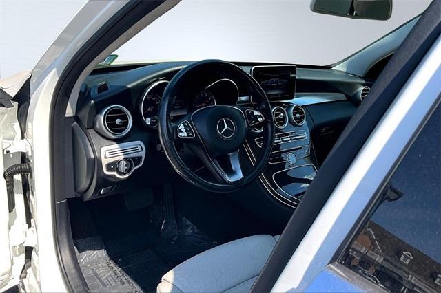 Photo of 2015 White Mercedes-Benz C-Class