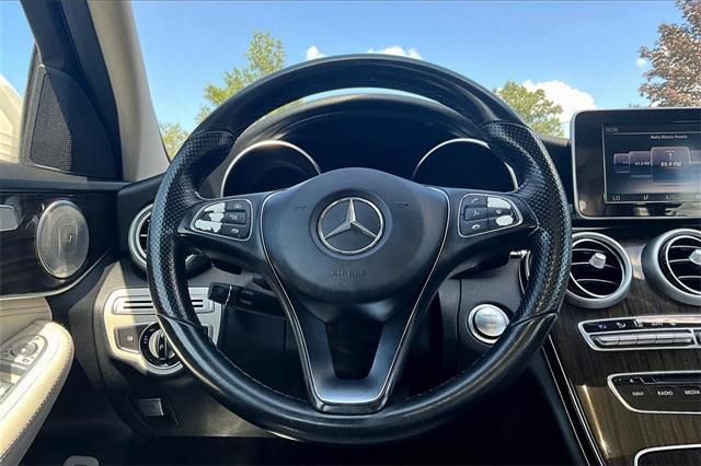 Photo of 2015 White Mercedes-Benz C-Class