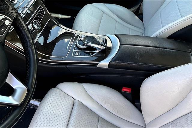 Photo of 2015 White Mercedes-Benz C-Class