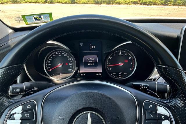 Photo of 2015 White Mercedes-Benz C-Class