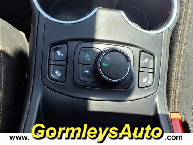 Photo of 2020 Summit White GMC Terrain