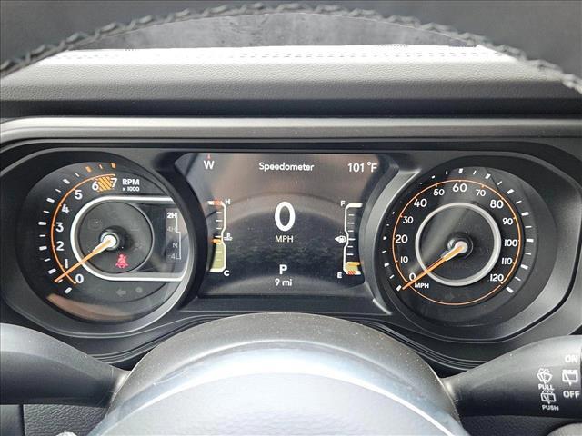Photo of 2025 Black Clearcoat Jeep Wrangler