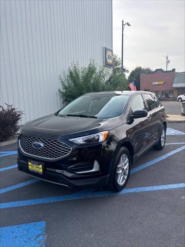 2023 Ford Edge