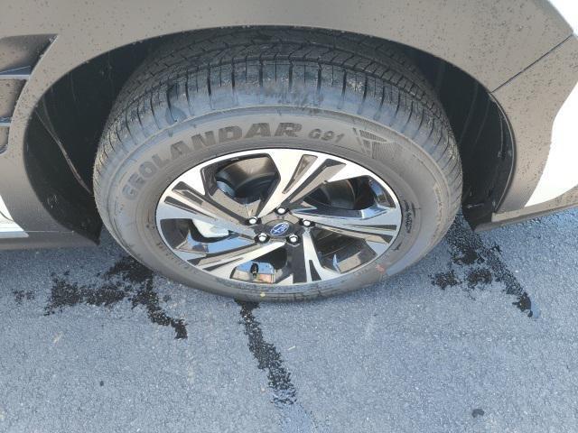Photo of 2025 Crystal White Pearl Subaru Crosstrek