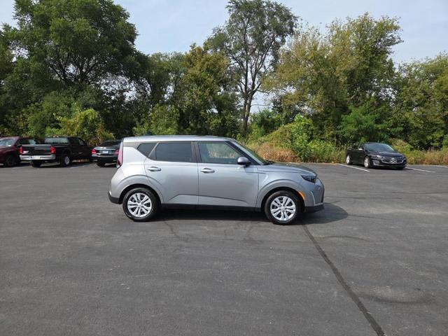 Photo of 2023 Steel Gray Kia Soul