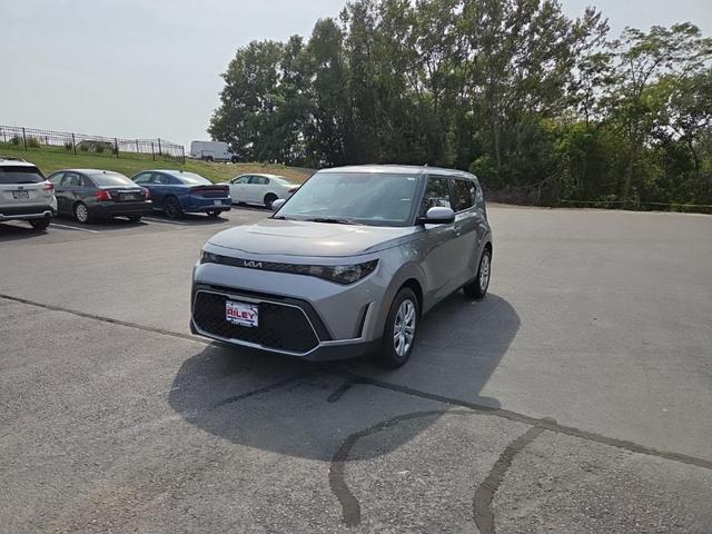 Photo of 2023 Steel Gray Kia Soul