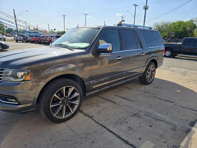 2017 Lincoln Navigator L