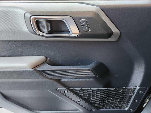 Photo of 2022 Shadow Black Ford Bronco