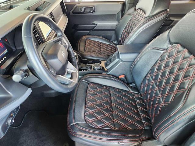 Photo of 2022 Shadow Black Ford Bronco