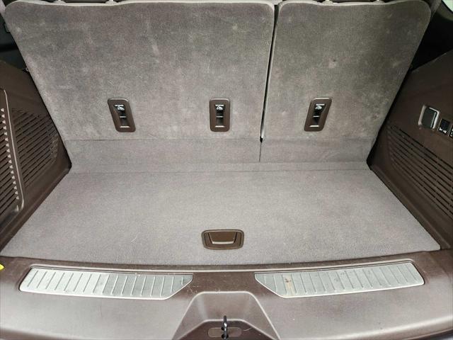 Photo of 2023 Summit White Chevrolet Tahoe