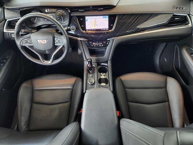 Photo of 2025 Stellar Black Metallic Cadillac XT6