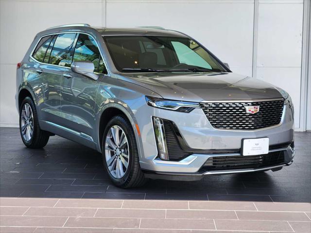 Photo of 2025 Argent Silver Metallic Cadillac XT6