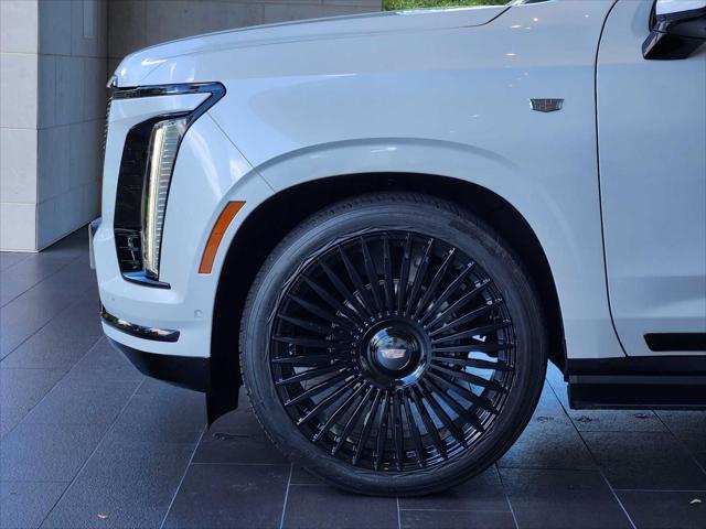 Photo of 2025 Crystal White Tricoat Cadillac Escalade