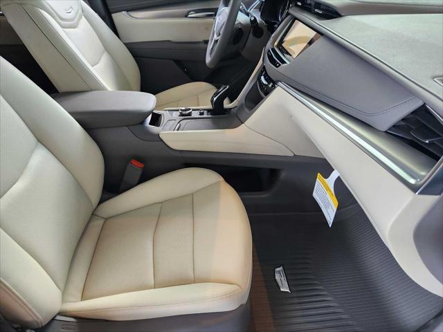 Photo of 2025 Summit White Cadillac CT5