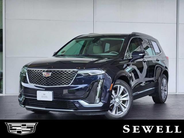 2022 Cadillac XT6