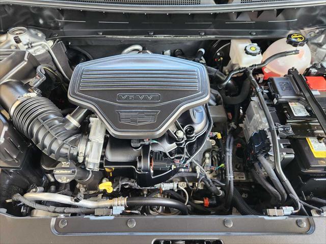 Photo of 2025 Argent Silver Metallic Cadillac XT6