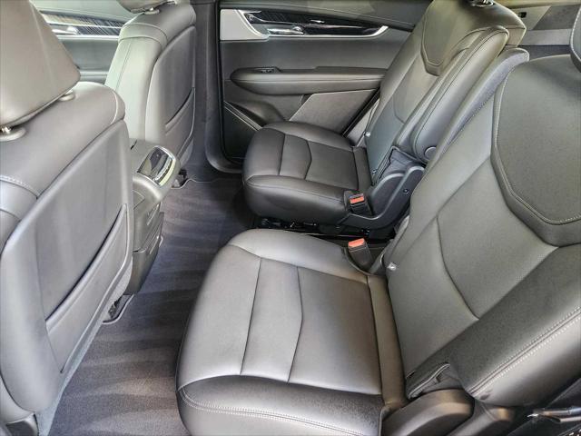 Photo of 2025 Argent Silver Metallic Cadillac XT6