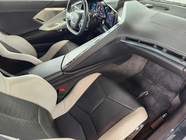 Photo of 2020 Shadow Gray Metallic Chevrolet Corvette