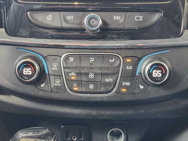 Photo of 2018 Satin Steel Metallic Chevrolet Traverse