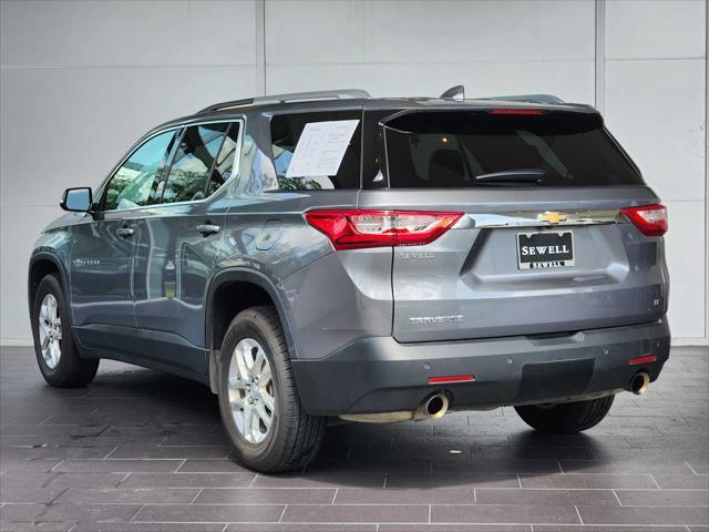 Photo of 2018 Satin Steel Metallic Chevrolet Traverse