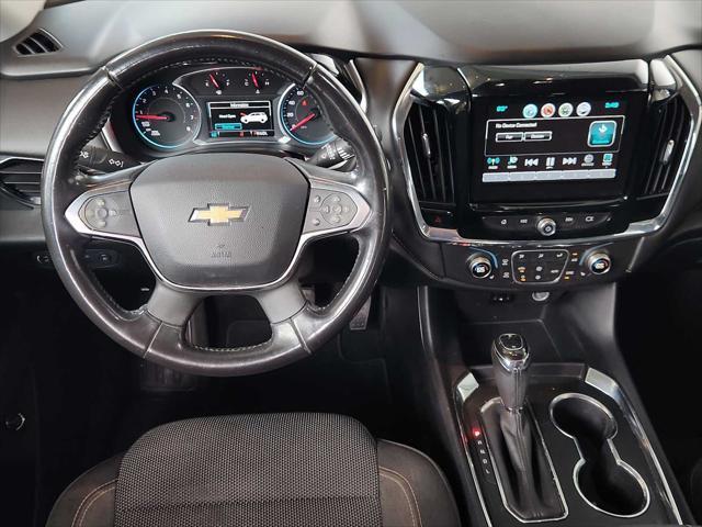 Photo of 2018 Satin Steel Metallic Chevrolet Traverse