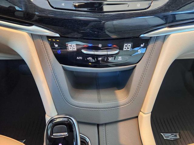 Photo of 2025 Midnight Sky Metallic Cadillac XT6