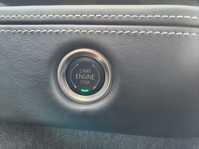 Photo of 2025 Crystal White Tricoat Cadillac Escalade