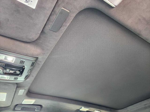 Photo of 2025 Crystal White Tricoat Cadillac Escalade