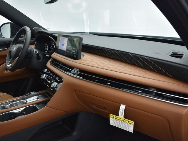 Photo of 2026 Graphite Shadow/Black Obsidian INFINITI QX60