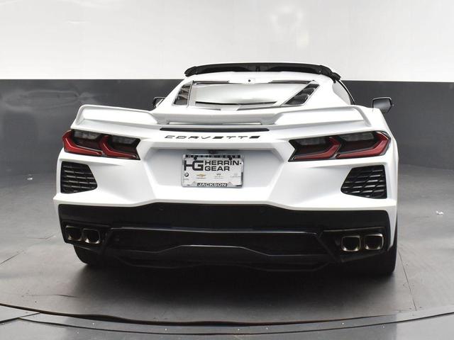 Photo of 2020 Arctic White Chevrolet Corvette