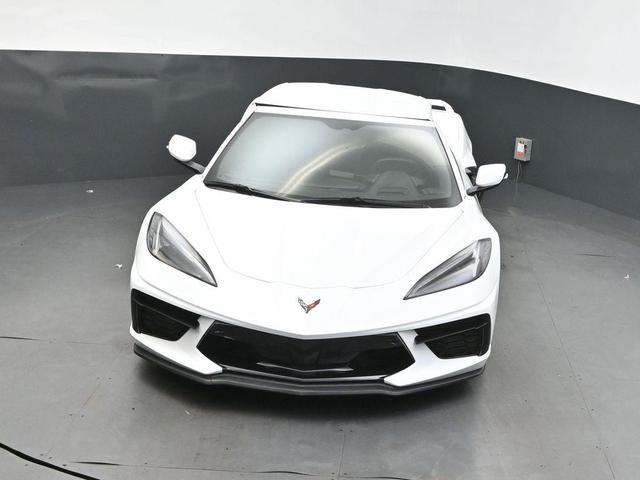 Photo of 2020 Arctic White Chevrolet Corvette