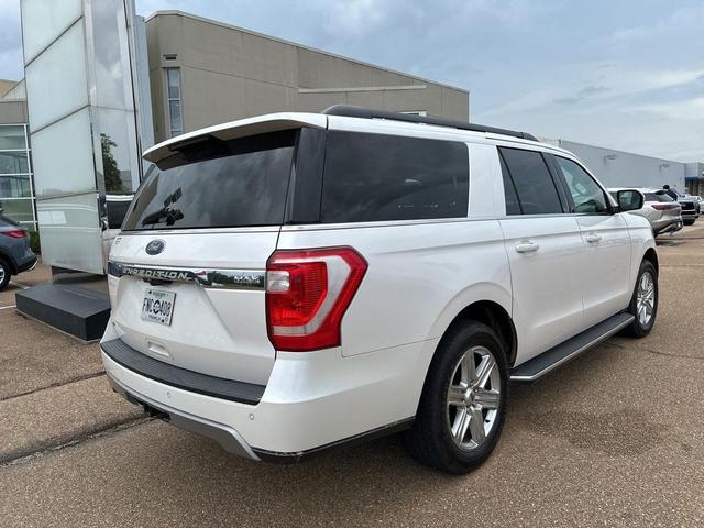 Photo of 2018 White Platinum Ford Expedition Max