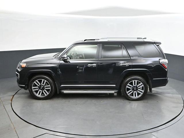 Photo of 2022 Midnight Black Toyota 4Runner