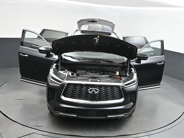 Photo of 2025 Mineral Black INFINITI QX60
