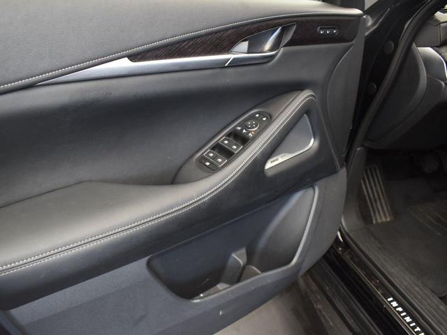 Photo of 2025 Mineral Black INFINITI QX60