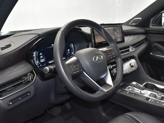 Photo of 2025 Mineral Black INFINITI QX60