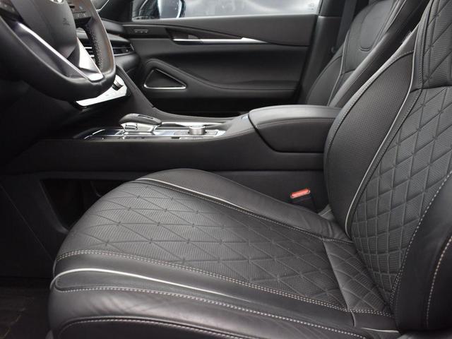 Photo of 2025 Mineral Black INFINITI QX60