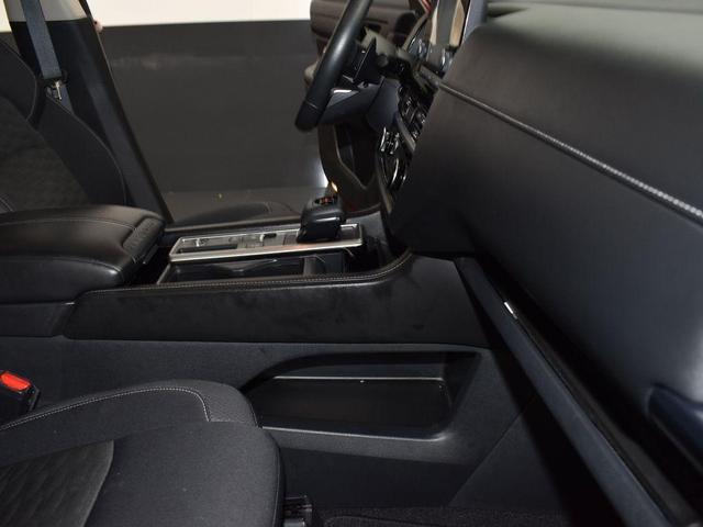 Photo of 2022 Scarlet Ember Tintcoat Nissan Pathfinder