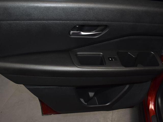 Photo of 2022 Scarlet Ember Tintcoat Nissan Pathfinder