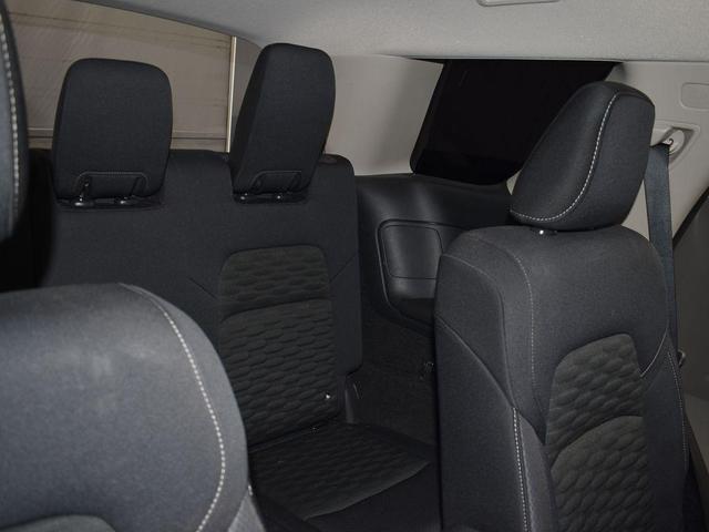 Photo of 2022 Scarlet Ember Tintcoat Nissan Pathfinder