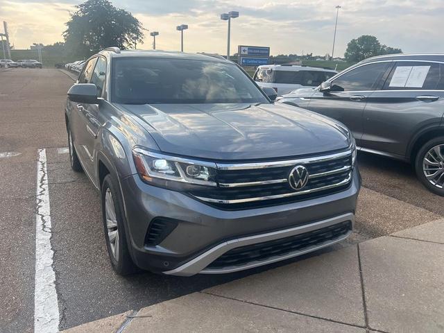Photo of 2020 Platinum Gray Metallic Volkswagen Atlas Cross Sport