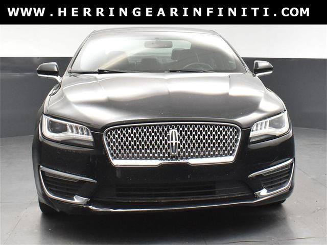 Photo of 2017 Velvet Lincoln MKZ