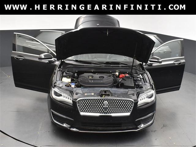 Photo of 2017 Velvet Lincoln MKZ