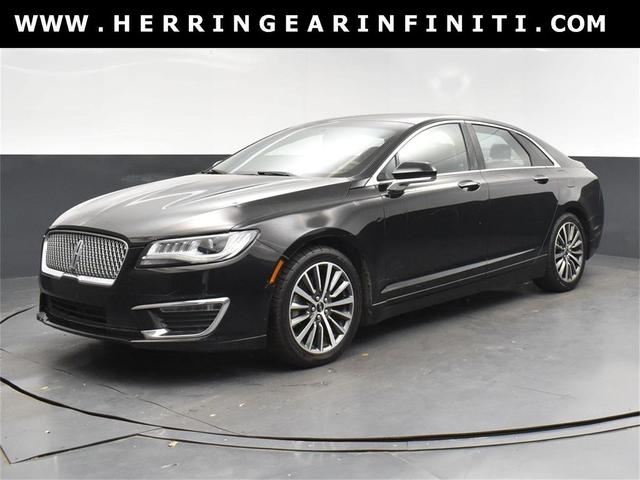 Photo of 2017 Velvet Lincoln MKZ