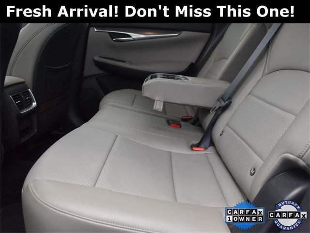 Photo of 2023 Radiant White INFINITI QX50