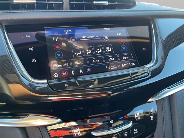 Photo of 2025 Black Cadillac XT6