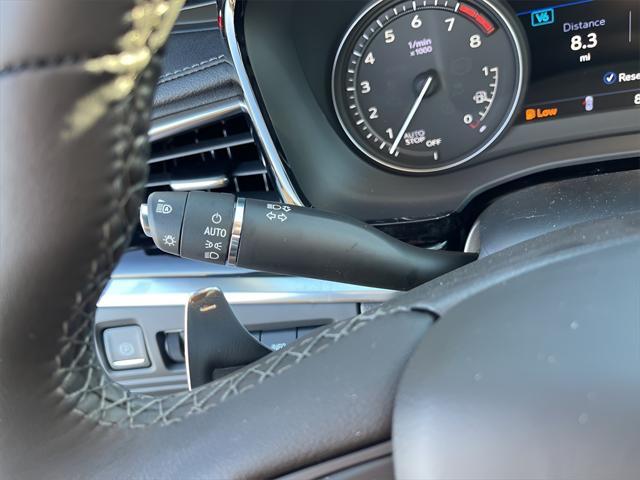 Photo of 2025 Black Cadillac XT6
