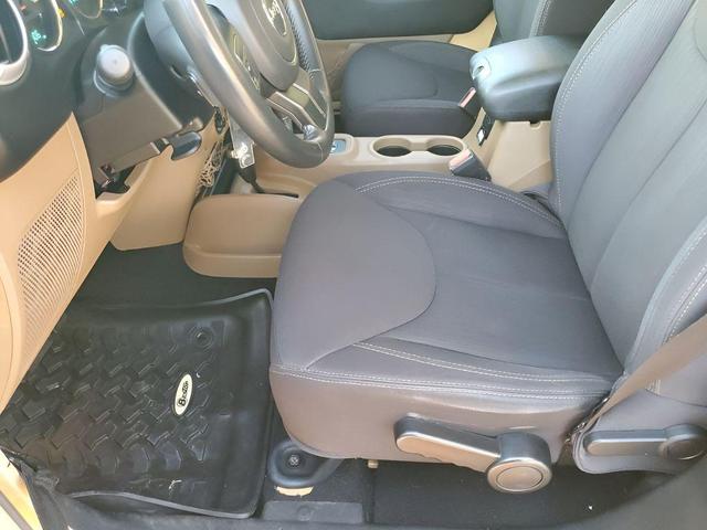 Photo of 2013 Dune Clear Coat Jeep Wrangler Unlimited